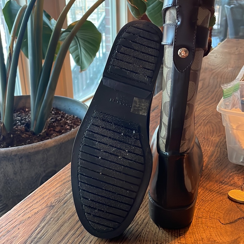 Coach Rainboots - Picture 3 of 4